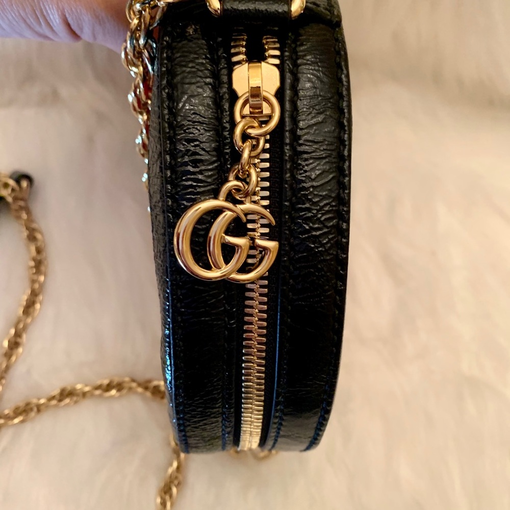 SOLD Gucci Mini Ophidia Round bag In Red Suede - Picture 4 of 10